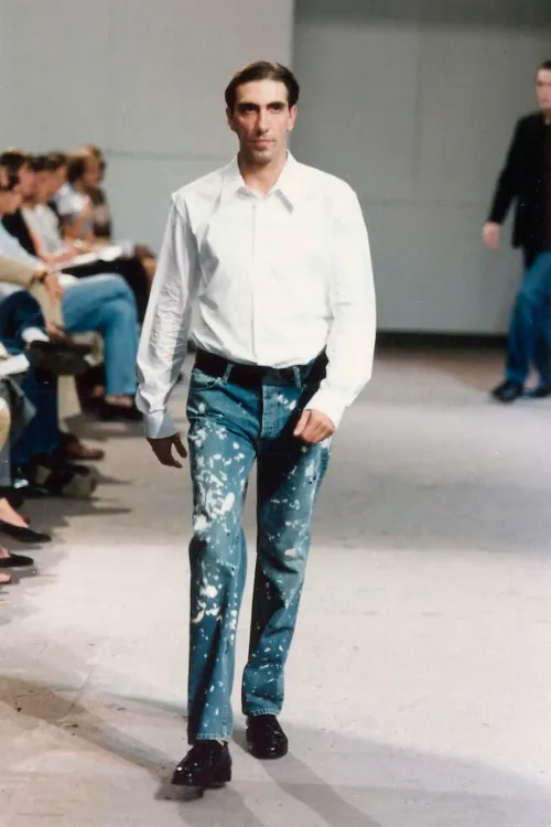 Redefining Fashion: Decoding Helmut Lang's Universal Appeal